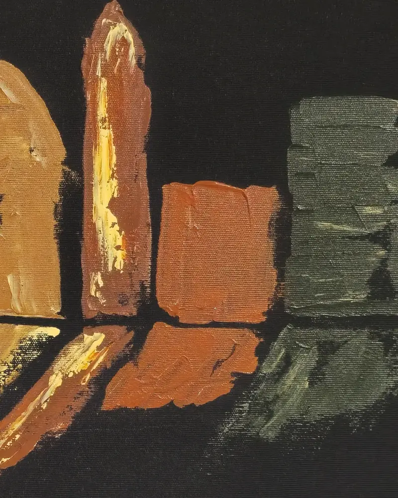 Recorte de prédios em terracota, ocre e verde-musgo com a cor de referência